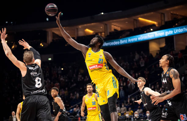 额转会投入 额转会投入