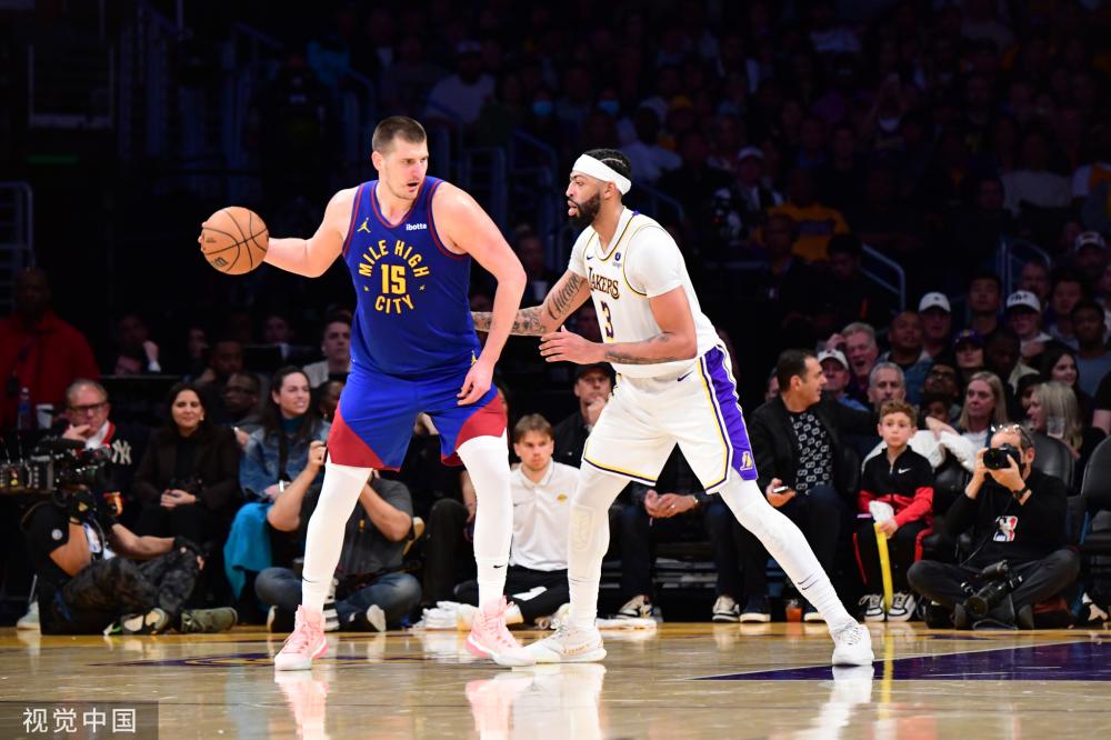 如何在不自 如何在不自